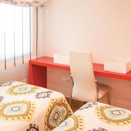 Gorgeous Apartment In El Campello With Wifi Extérieur photo