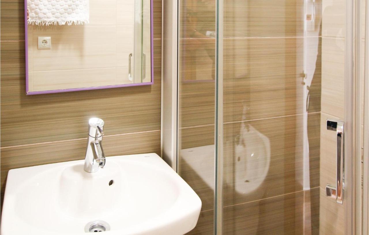 Gorgeous Apartment In El Campello With Wifi Extérieur photo